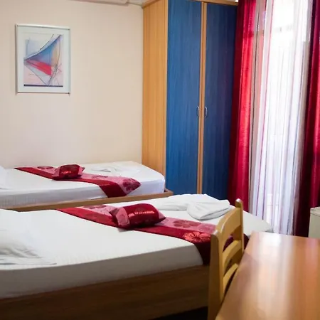 Hotell Alvero 4*