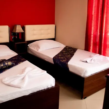 Hotell Alvero 4*